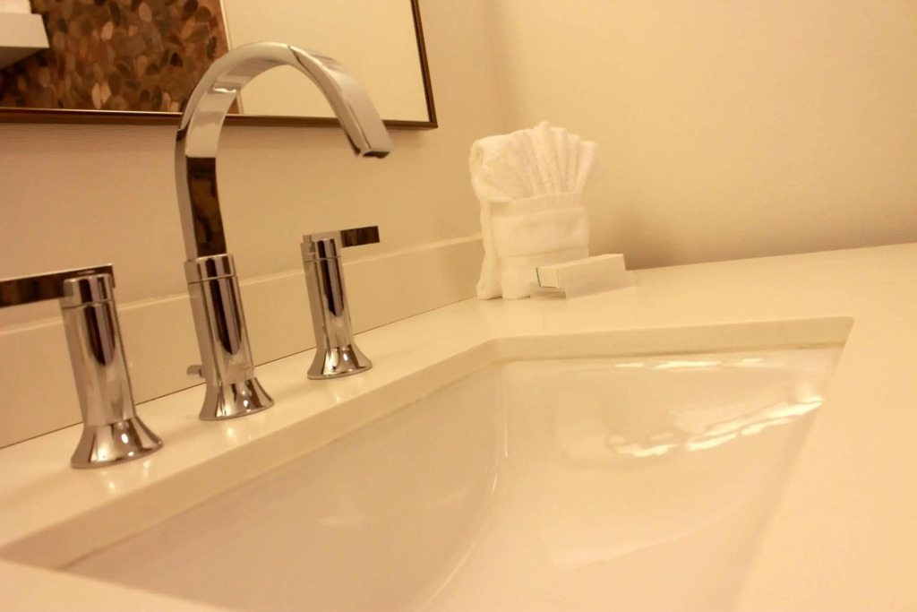 Kozy Hotel Houston North