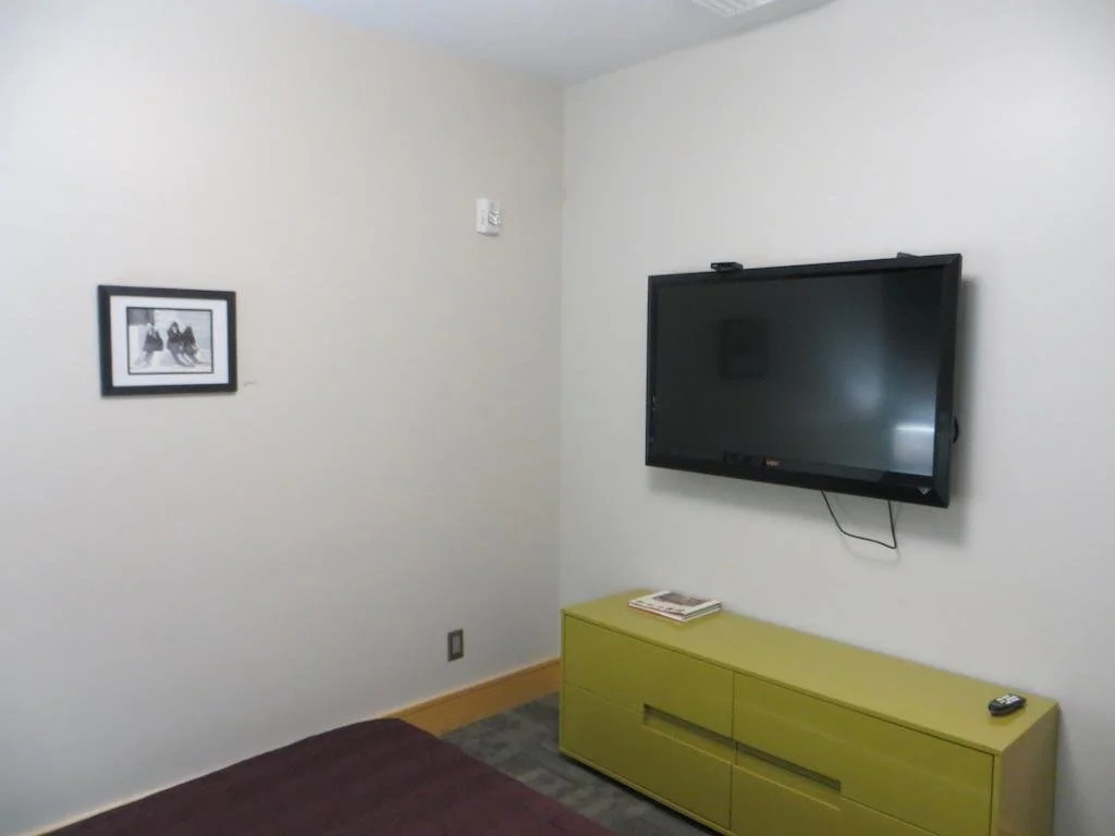 Suites@One-Eighteen