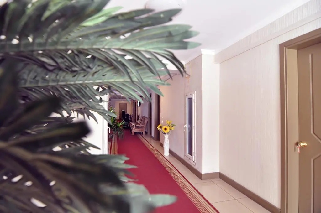 Sun Rise Hotel