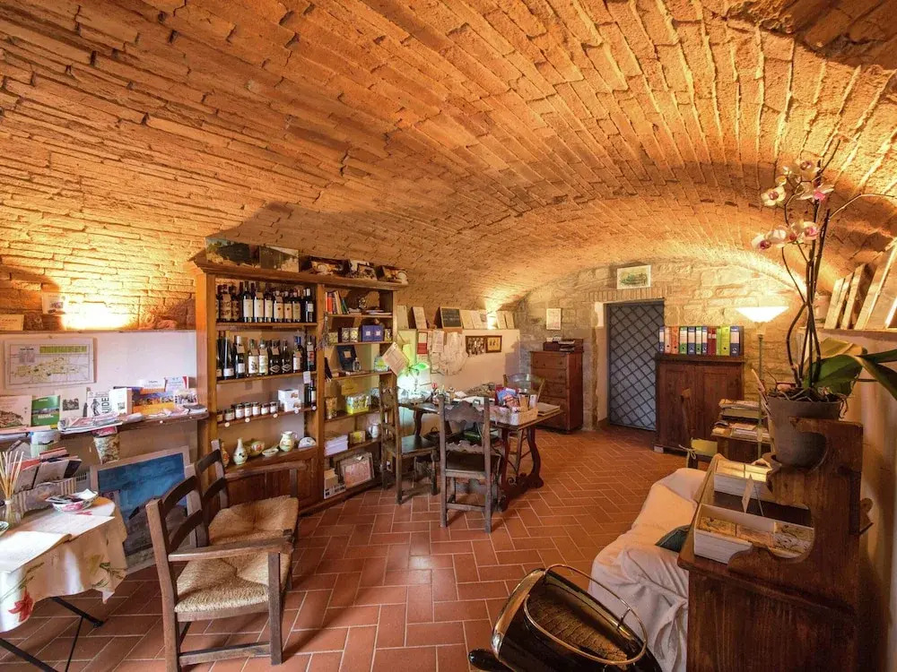 Attractive apartment in typical Tuscan style