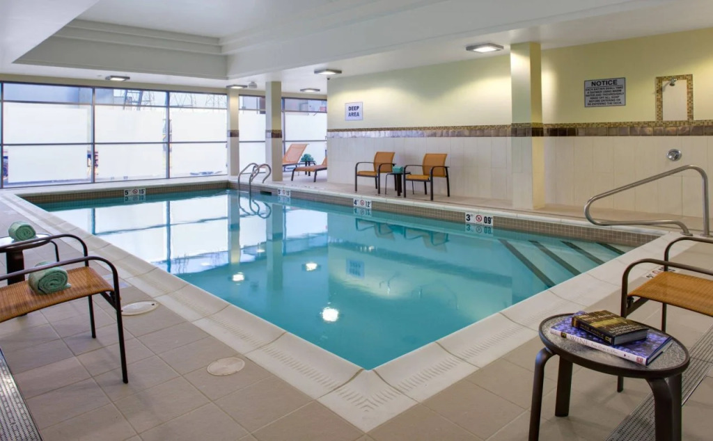 Courtyard by Marriott London