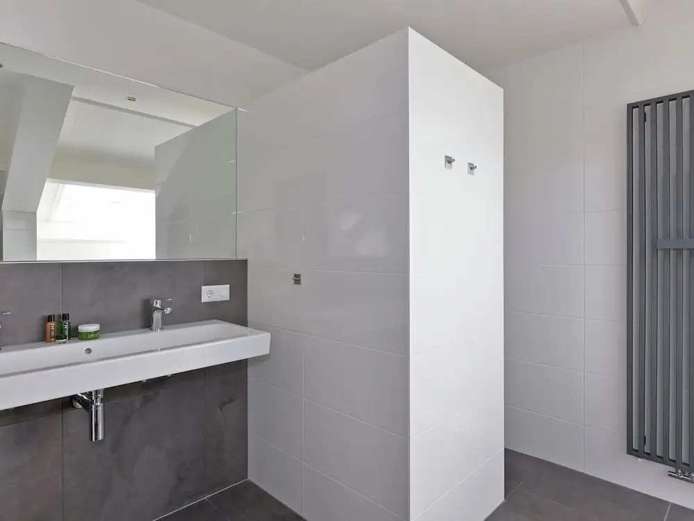 Exclusive Apartment on the Ground Floor Directly Located on the Water