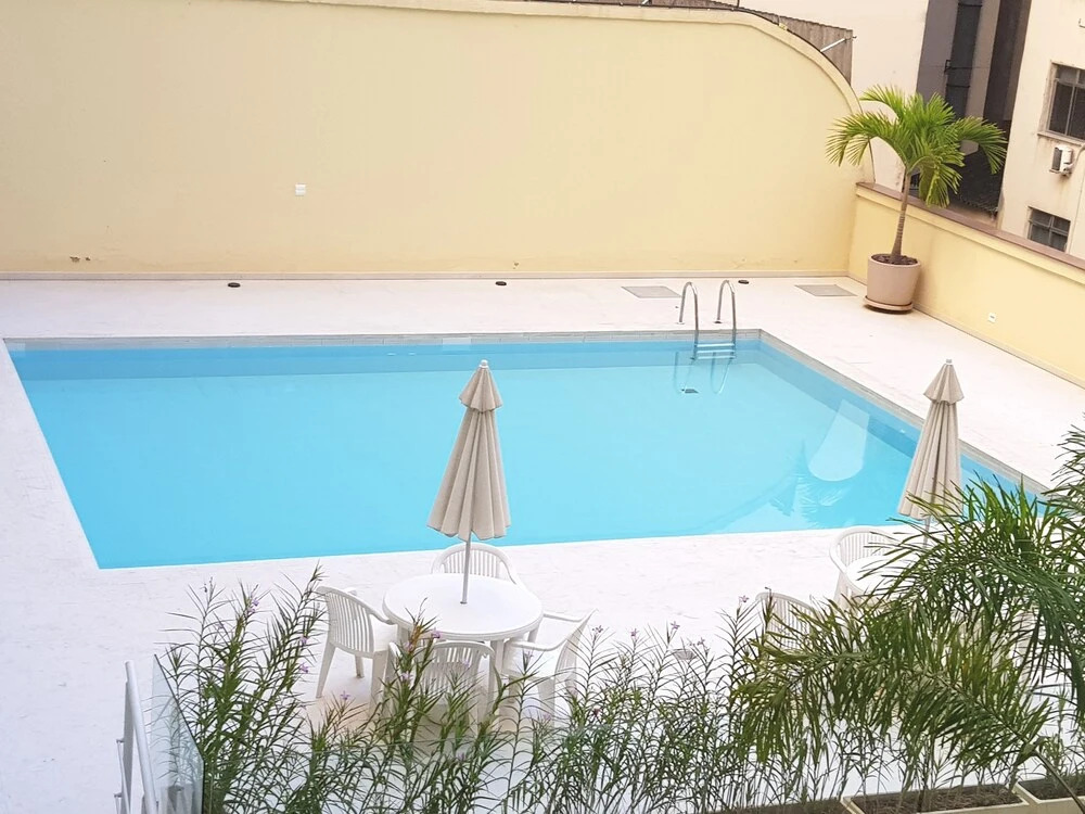 Amplo Imóvel Copa Posto 6 - Piscina