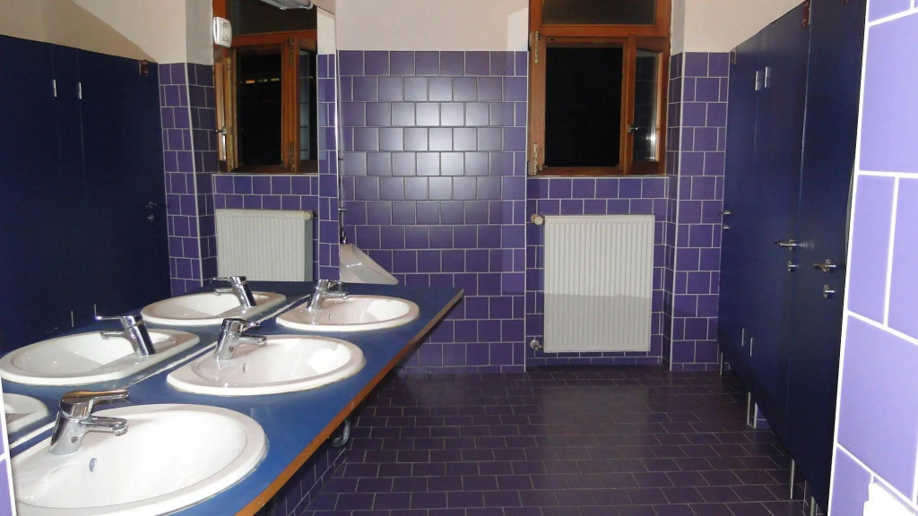 Hostel Javni Zavod Mekinjski Samostan