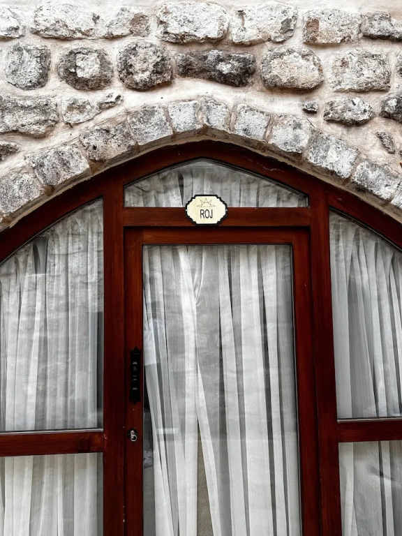 Arev HOTEL