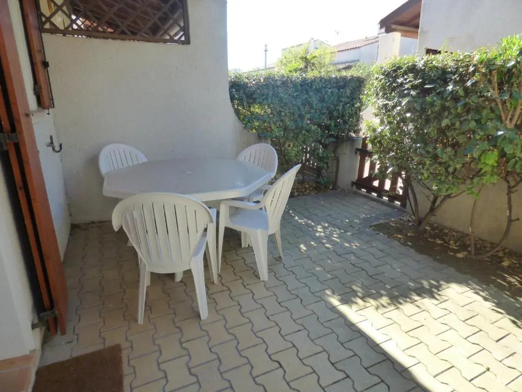 Appartement Saintes-Maries-de-la-Mer, 2 pièces, 4 personnes - FR-1-475-27