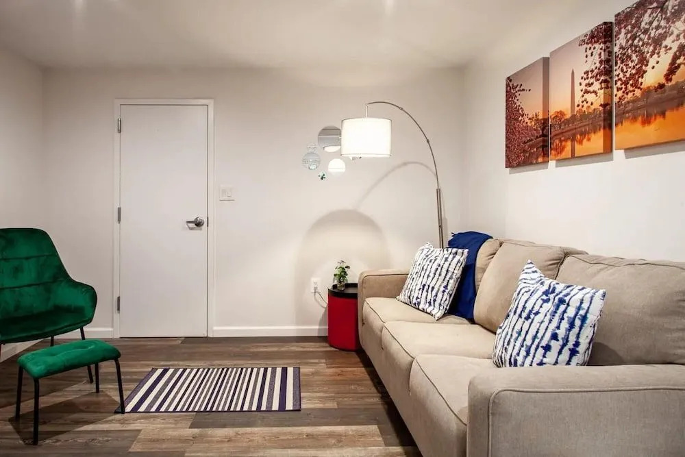 Fantastic Falls Church Home Base for DC Area Travel