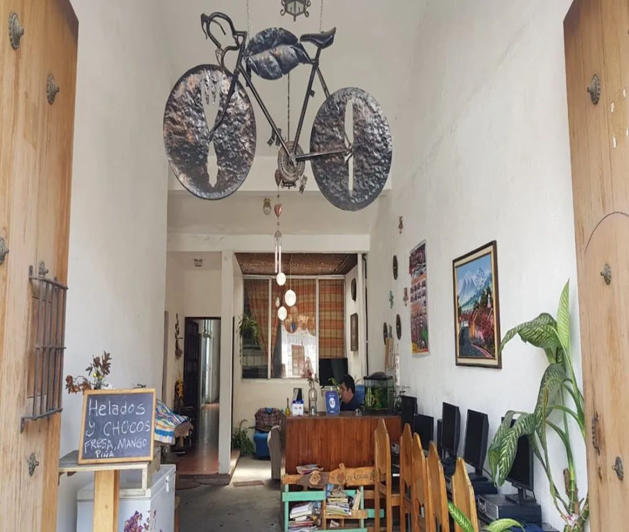 Huellas Hostal Antigua