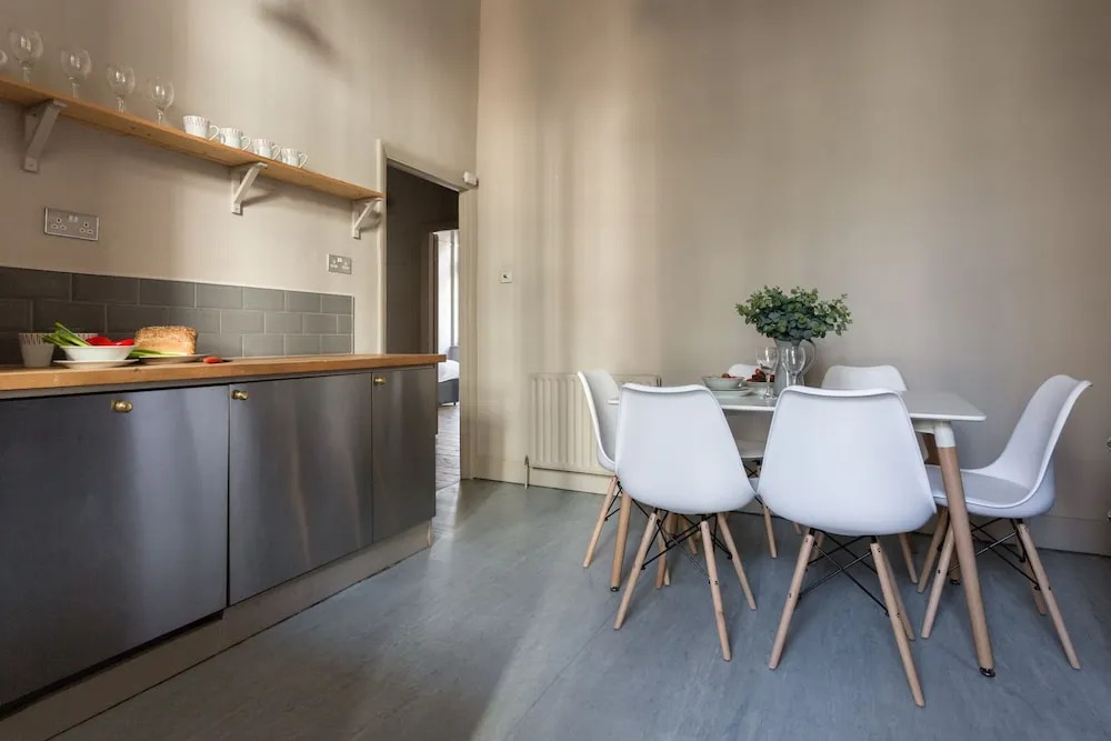 Stunning 3BR Apartment Next To Tower Bridge