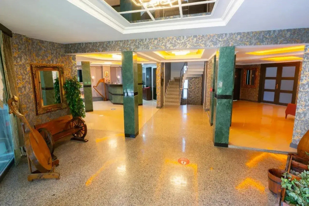 Gardan Hotel