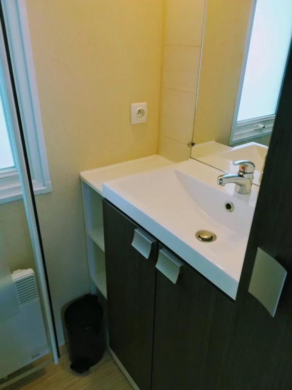 Property With 3 Bedrooms in Les Mathes, With Pool Access, Furnished Ga