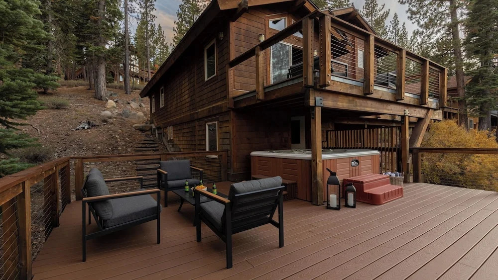Redwood by Avantstay Secluded Cabin w/ Views & Spa 5mins to Northstar!