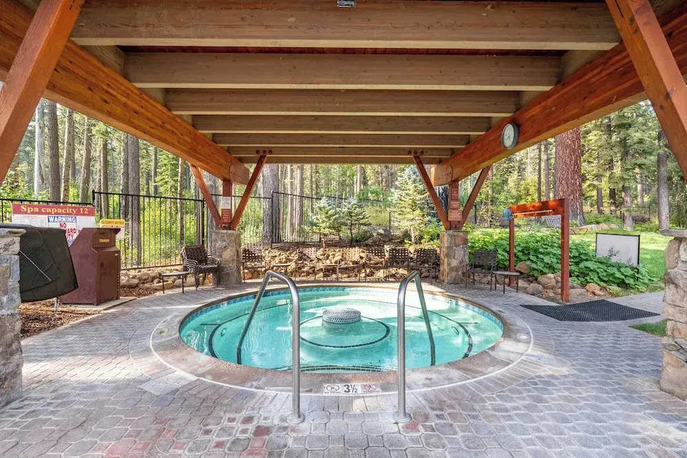 Sockeye by Avantstay Modern 2 BR Condo w/ Access to Northstar Resort Community