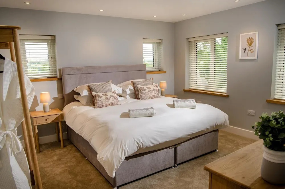 Kirkby Lonsdale Cottages-Ingleborough House