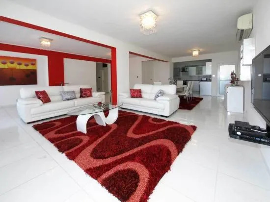 Mairoza Apartments