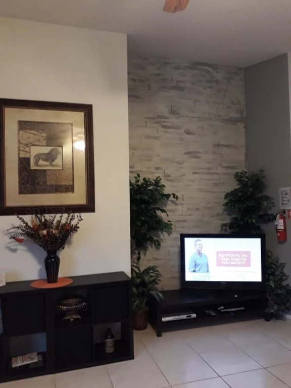 HL116N Hampton Lakes - Four Bedroom Home