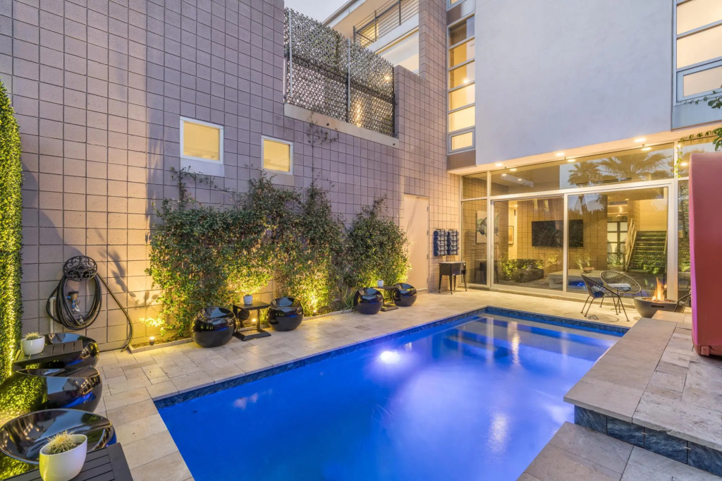 Old Town Scottsdale Iconic Modern Mansion