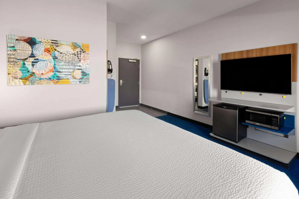 Microtel Inn & Suites by Wyndham Olive Branch