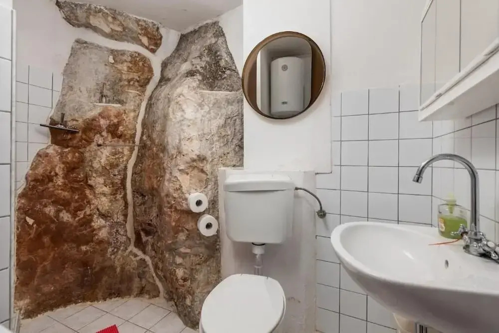 Holiday House Cave Romana