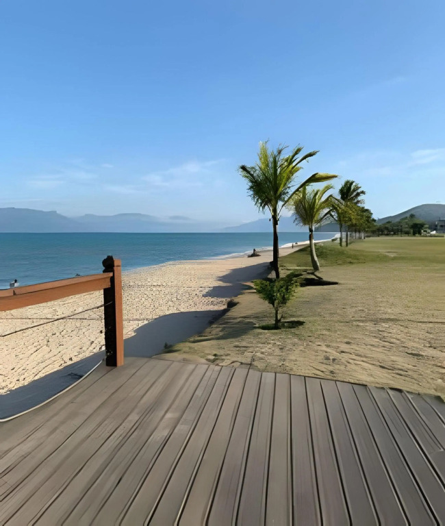 Casa em Condomínio Frente a Praia Caraguatatuba