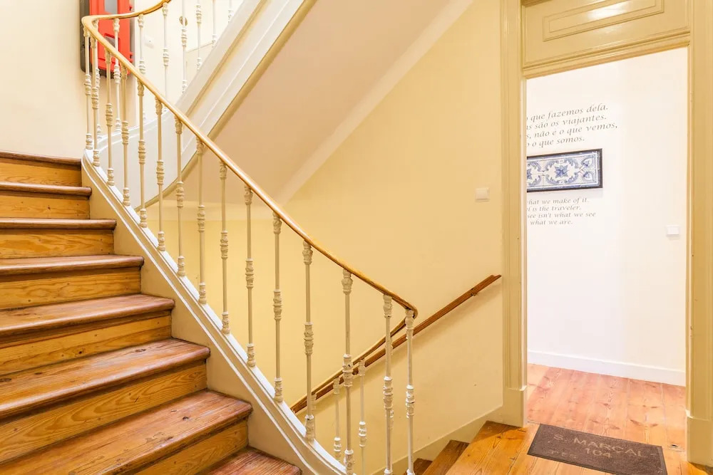 Fernando Pessoa Apartment Rentexperience