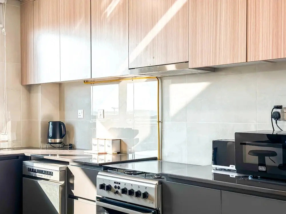 Stunning 1BR Luxury Apt with Pool View