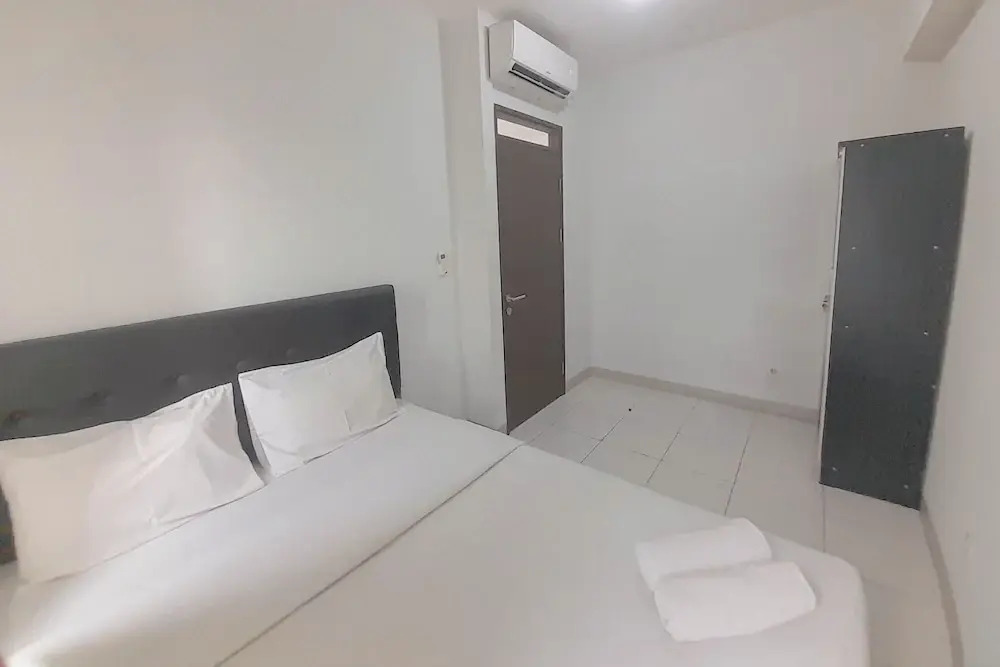 Comfortable And Homey 2Br Apartment At Mekarwangi Square Cibaduyut