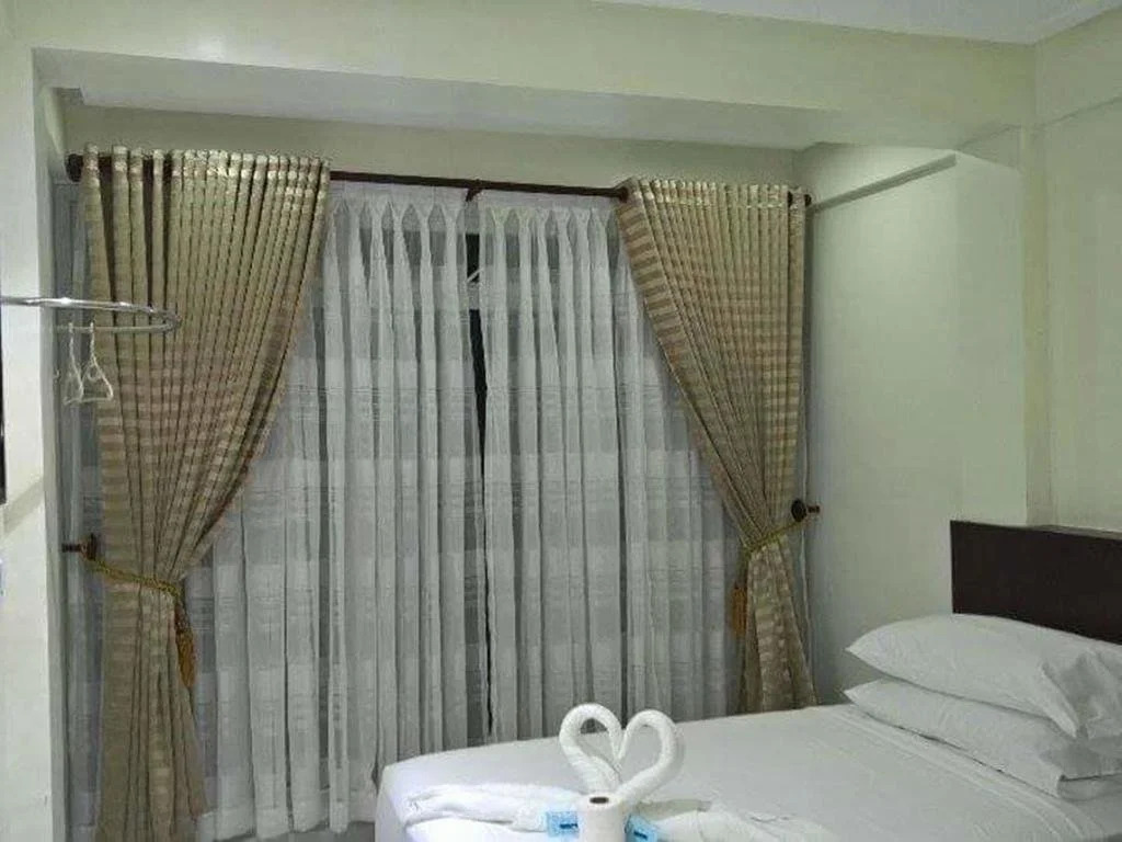 Boracay Midtown Hotel