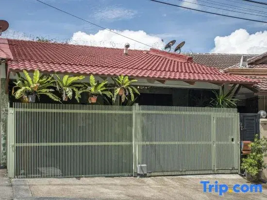 Private Indoor Pool Zoo Villa near Zoo Negara, Ampang KL