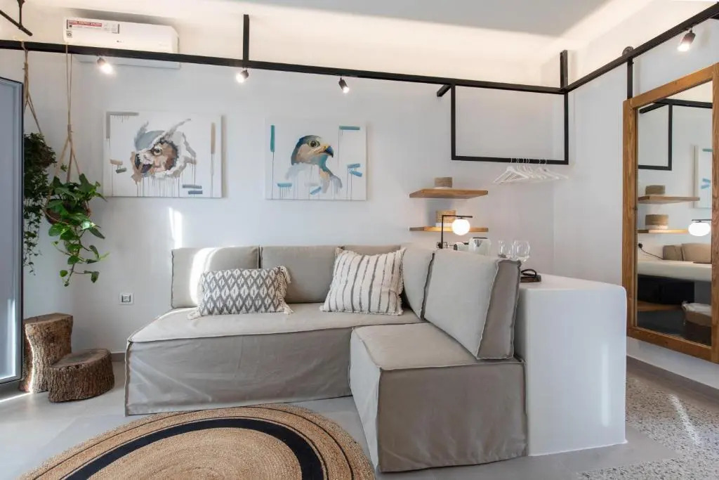 Polemis Studios & Apartments