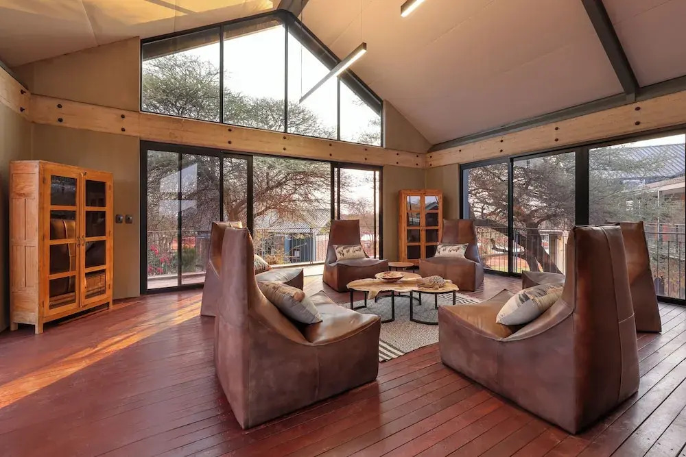 Naka Luxury Safari Lodge