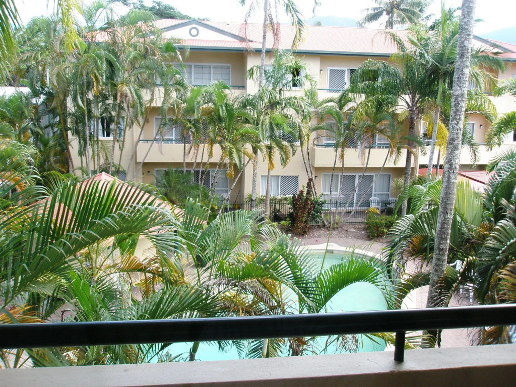 Tradewinds McLeod Holiday Apartments