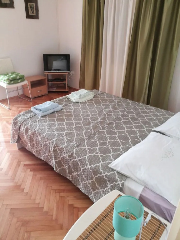 Viktor rooms and apartments