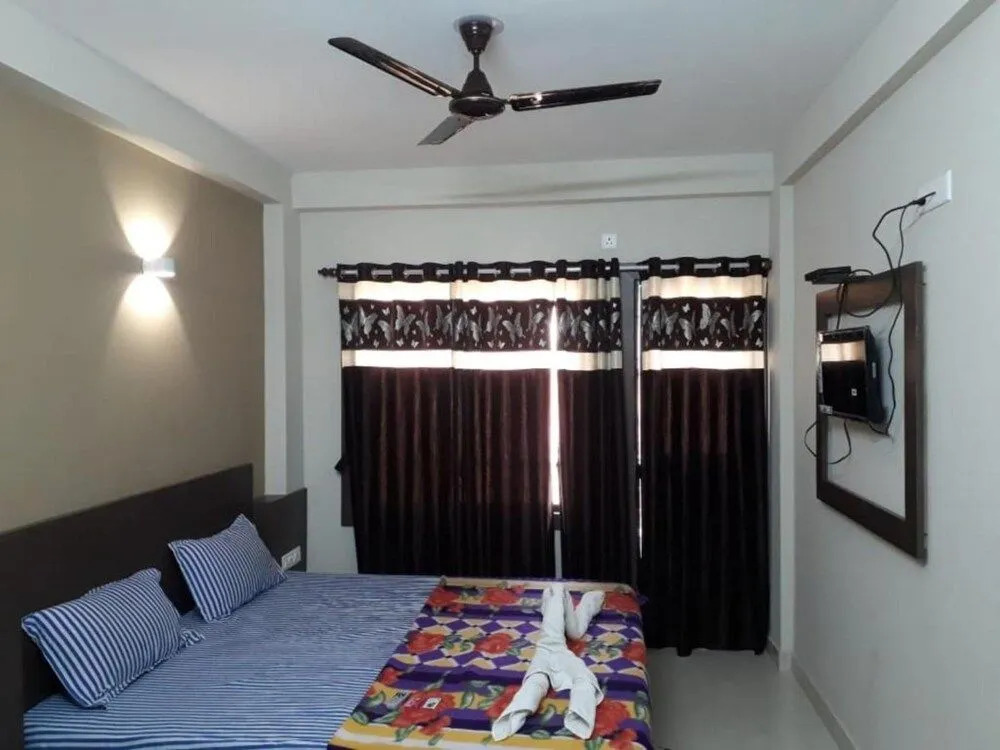 Hotel UK Palace Puri by Goroomgo