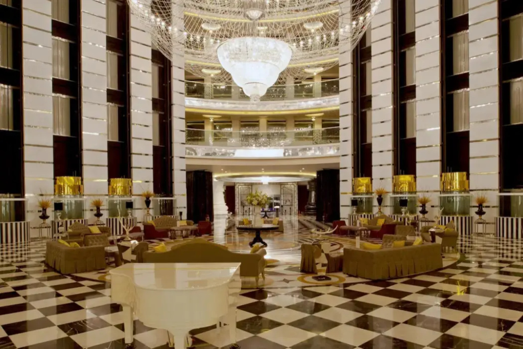 Delphin Imperial Lara