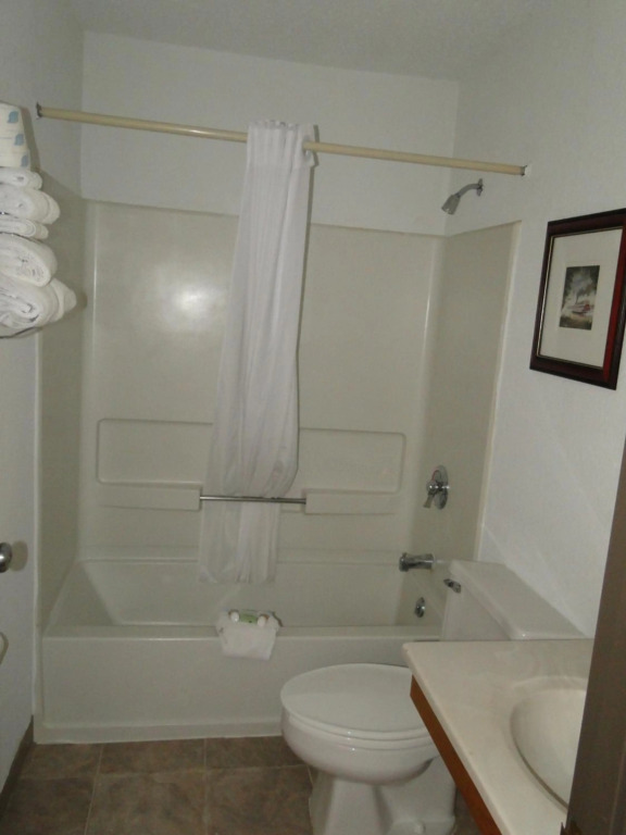 Oscoda Lakeside Hotel