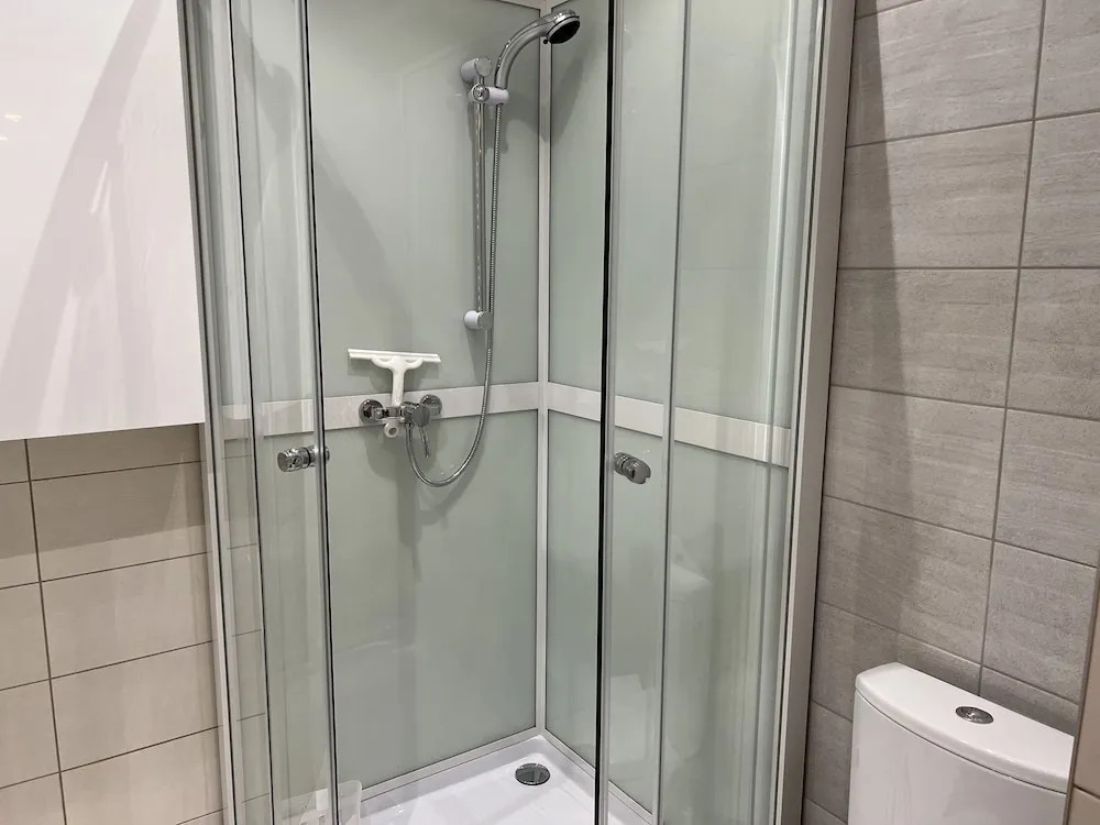 Amazing 2-Room Penthouse Cityview W13