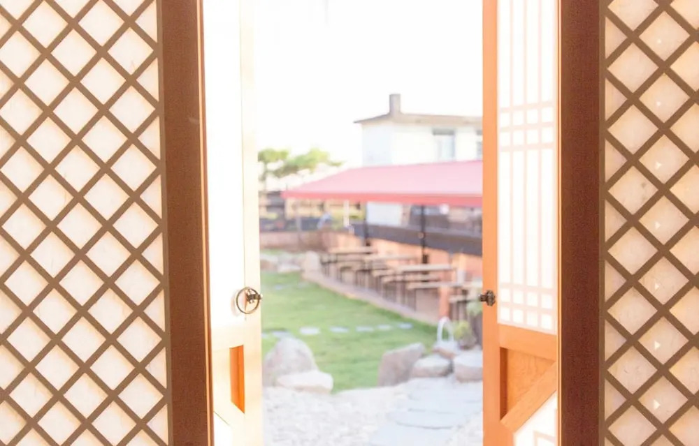 Jeonju Hanok Village Kkotmureut