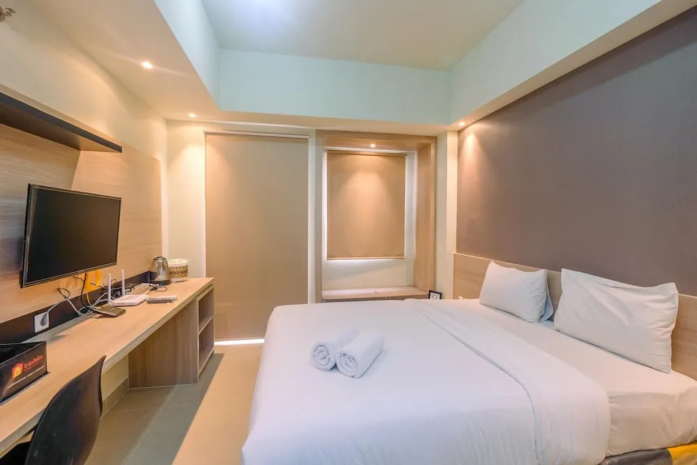 New Furnished with Cozy Stay @ Studio Mustika Golf Residence Apartment