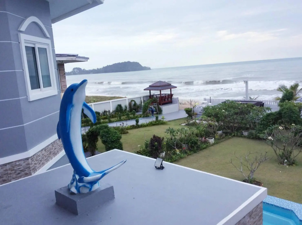 Briya Beachfront Residence Deluxe