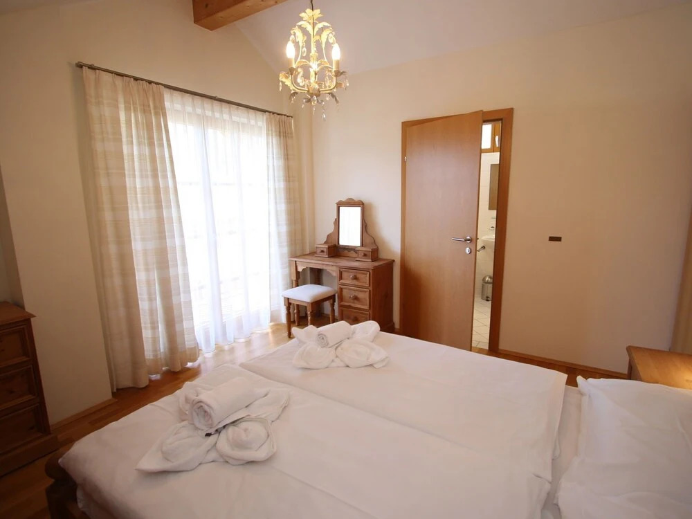 Cozy Apartment in Rauris near Forest
