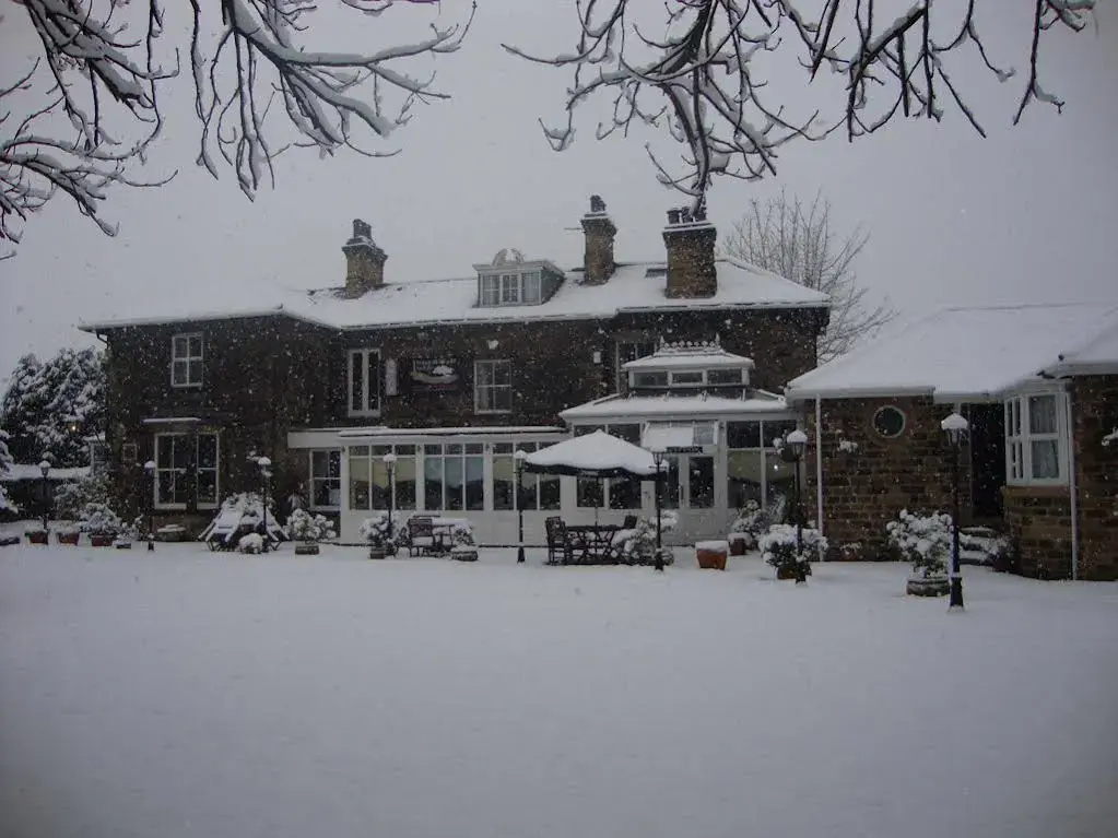 Dimple Well Lodge Hotel