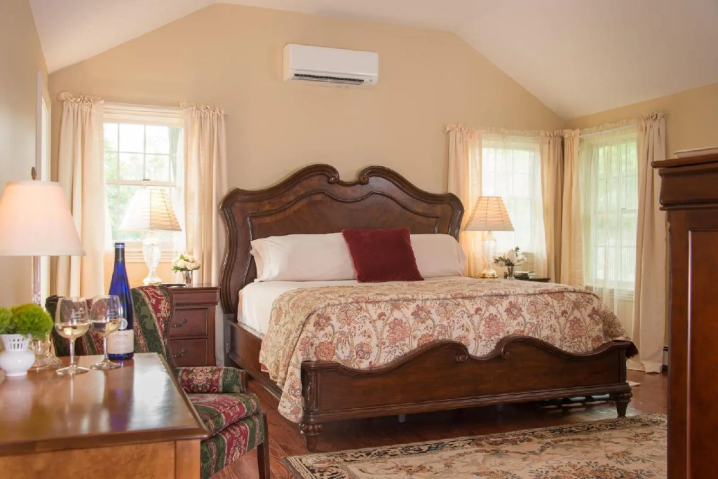 Caldwell House Bed and Breakfast