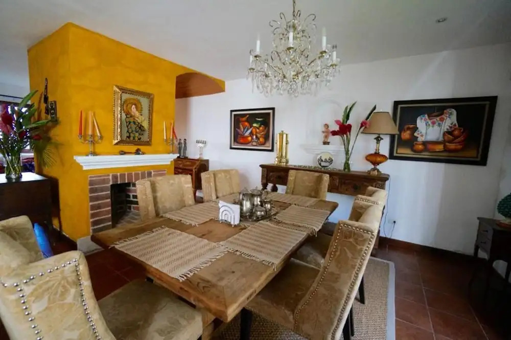 Casa Esperanza