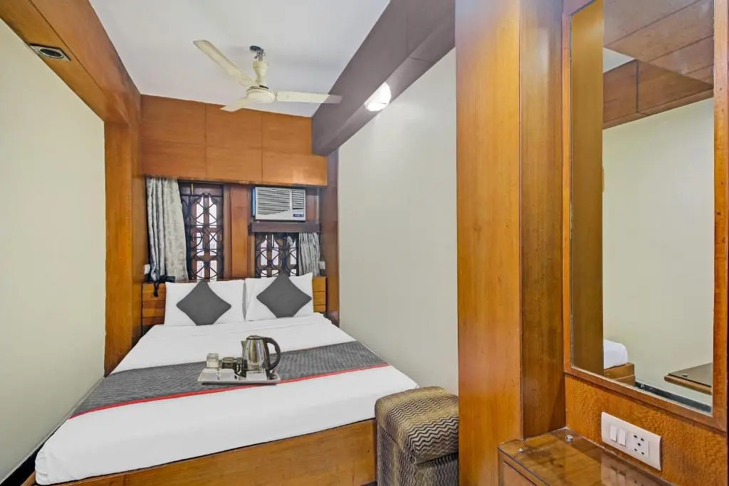 OYO Townhouse 92944 Hotel Pan Asia International