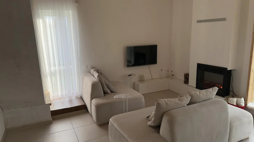 Дом Шелуха (Sheluha House) в дачном поселке Парфёнки 910