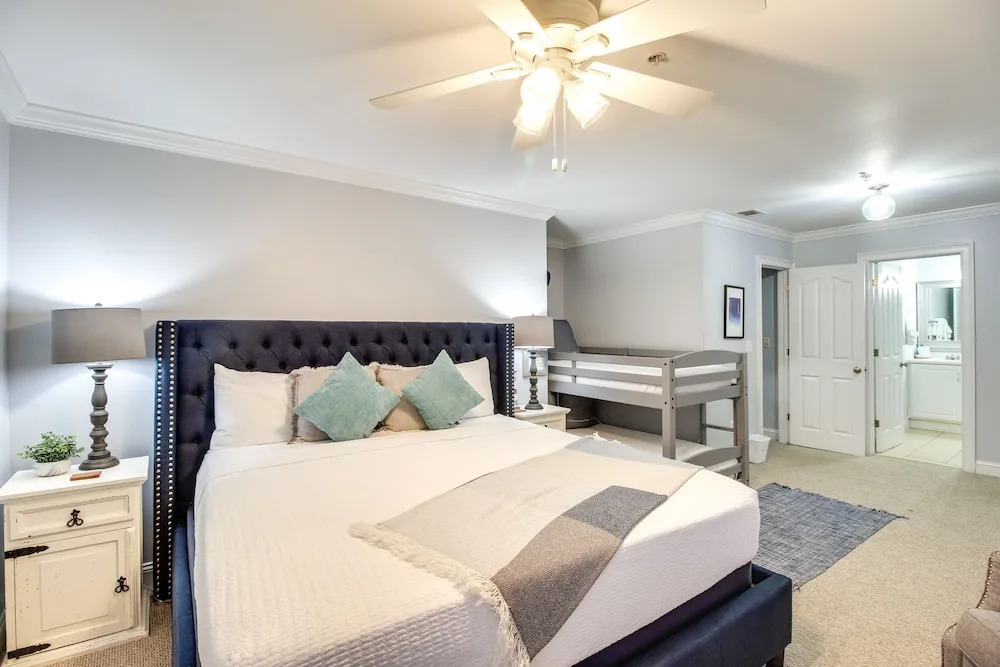 Elegant Tybee Island Townhome, Steps to Beach