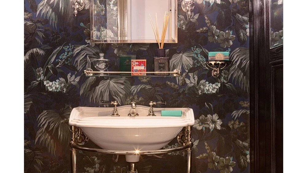 Exclusive residence at Cadogan Square I