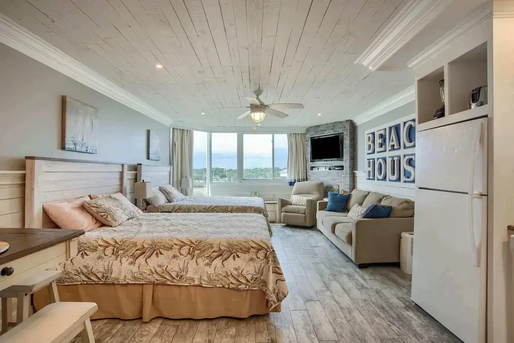 Seaside Villa - Ocean View Studio