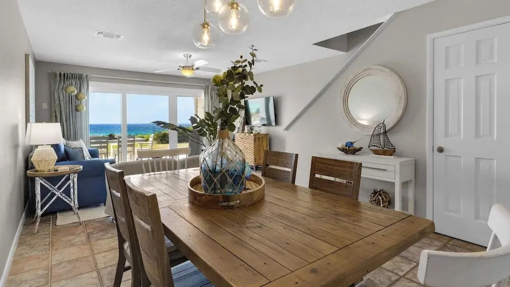 2BR Beachfront Townhome w/ Beach Service + Free Attraction Tickets!